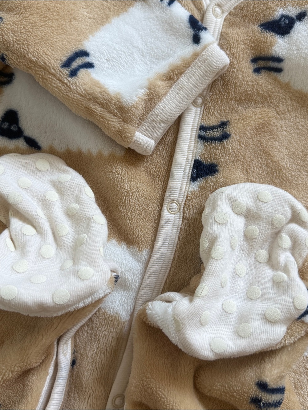 Baby Cozy Sheep-Print Fleece Onesie - Tan/White - 12M (74cm) - Picture 10 of 10